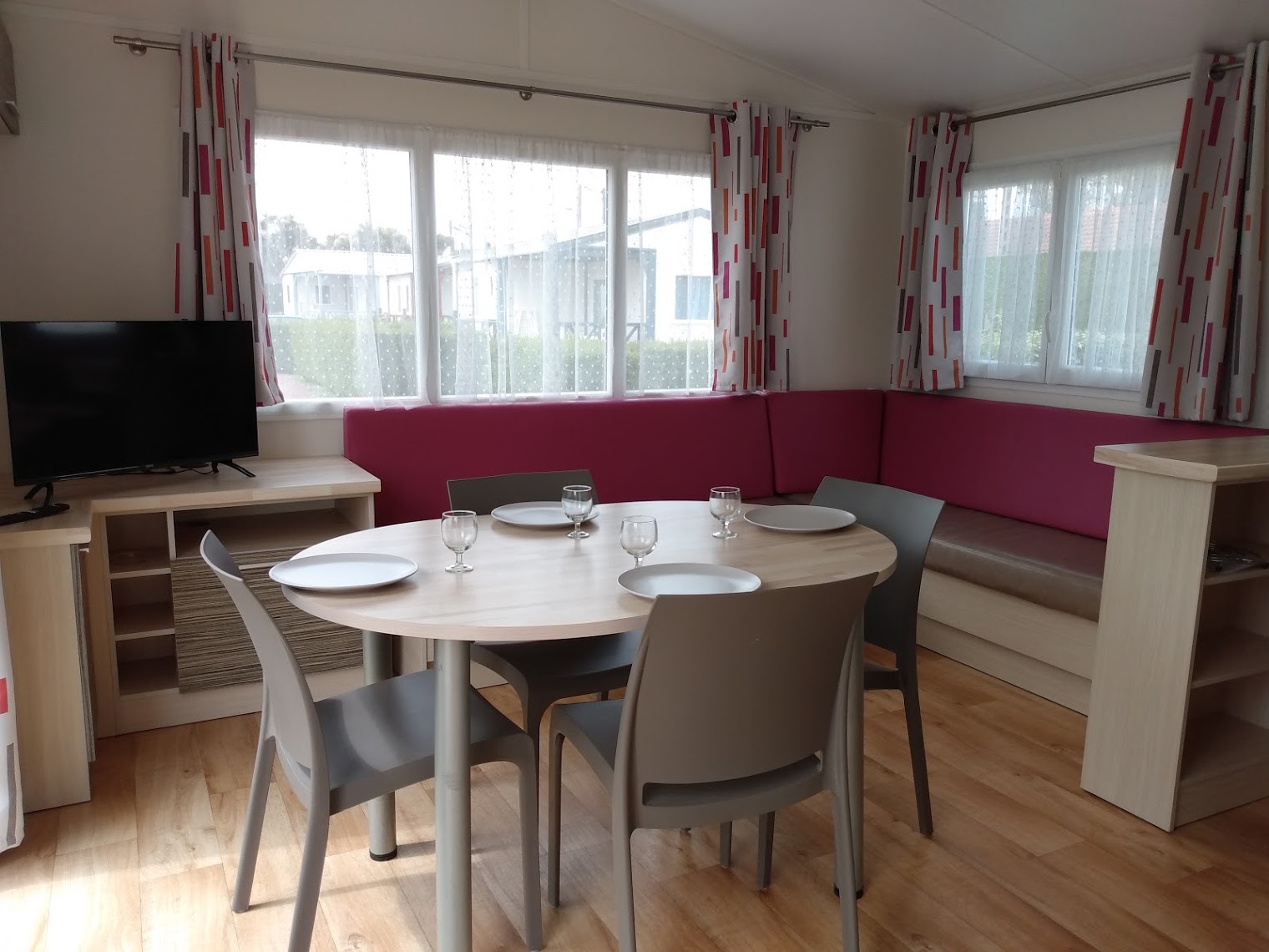 Mobil home Espace avec un grand espace salon