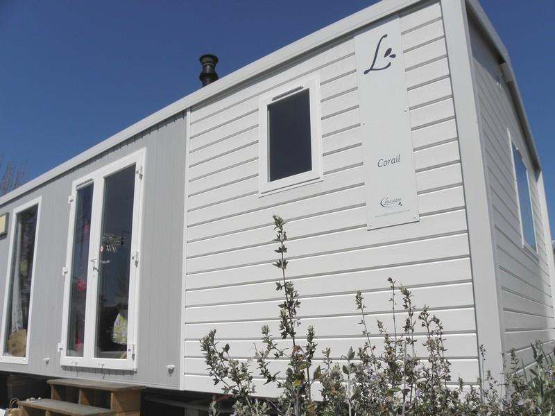 location mobil home 3 chambres 6 personnes exterieur manche